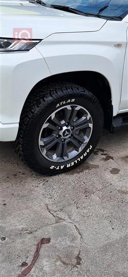 ميتسوبيشي L200